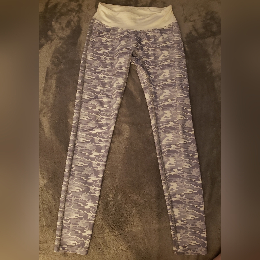 PRISMSPORT White and Grey Camo Print Leggings Size Small